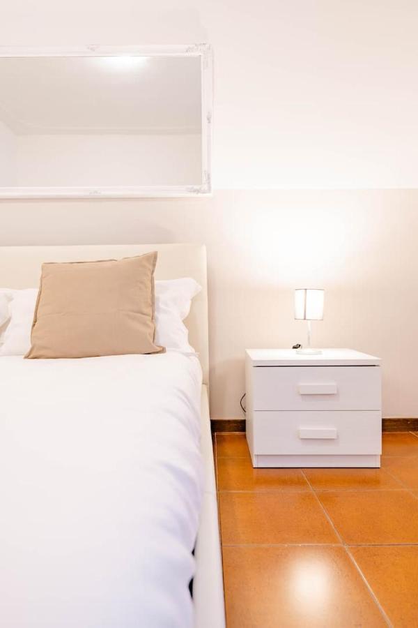 New! Casa Micheli A Trastevere Róma Kültér fotó